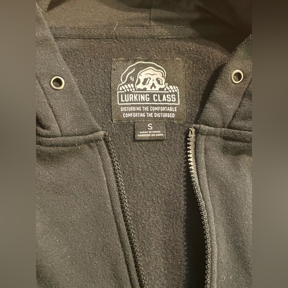 Lurking Class Skull Flame Womens Full Zip Hoodie *Great Cond* Sz. S - Picture 9 of 11